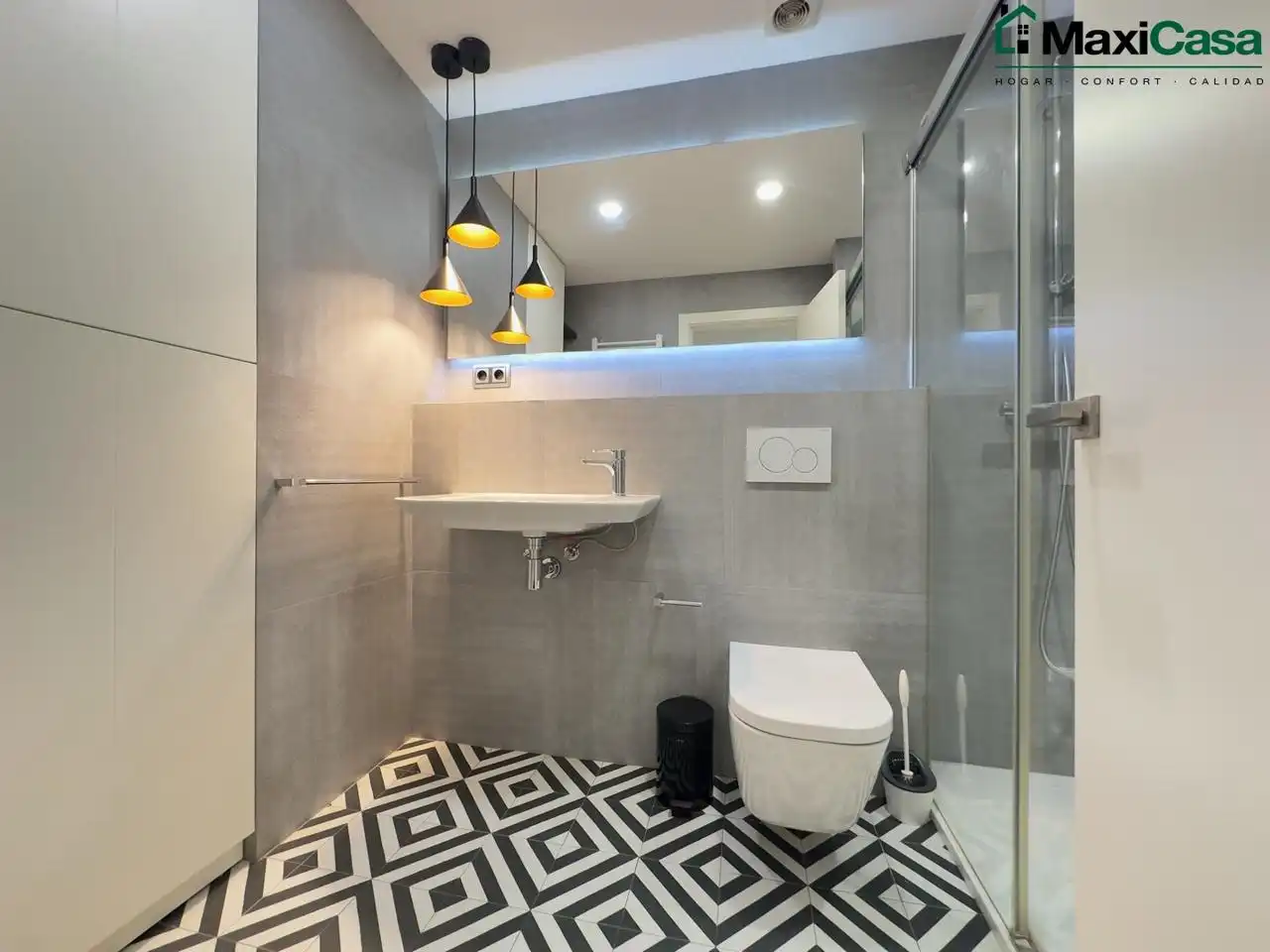 Appartamento con balcone in vendita a calle de la Duquessa d'Orleans, imagen 16