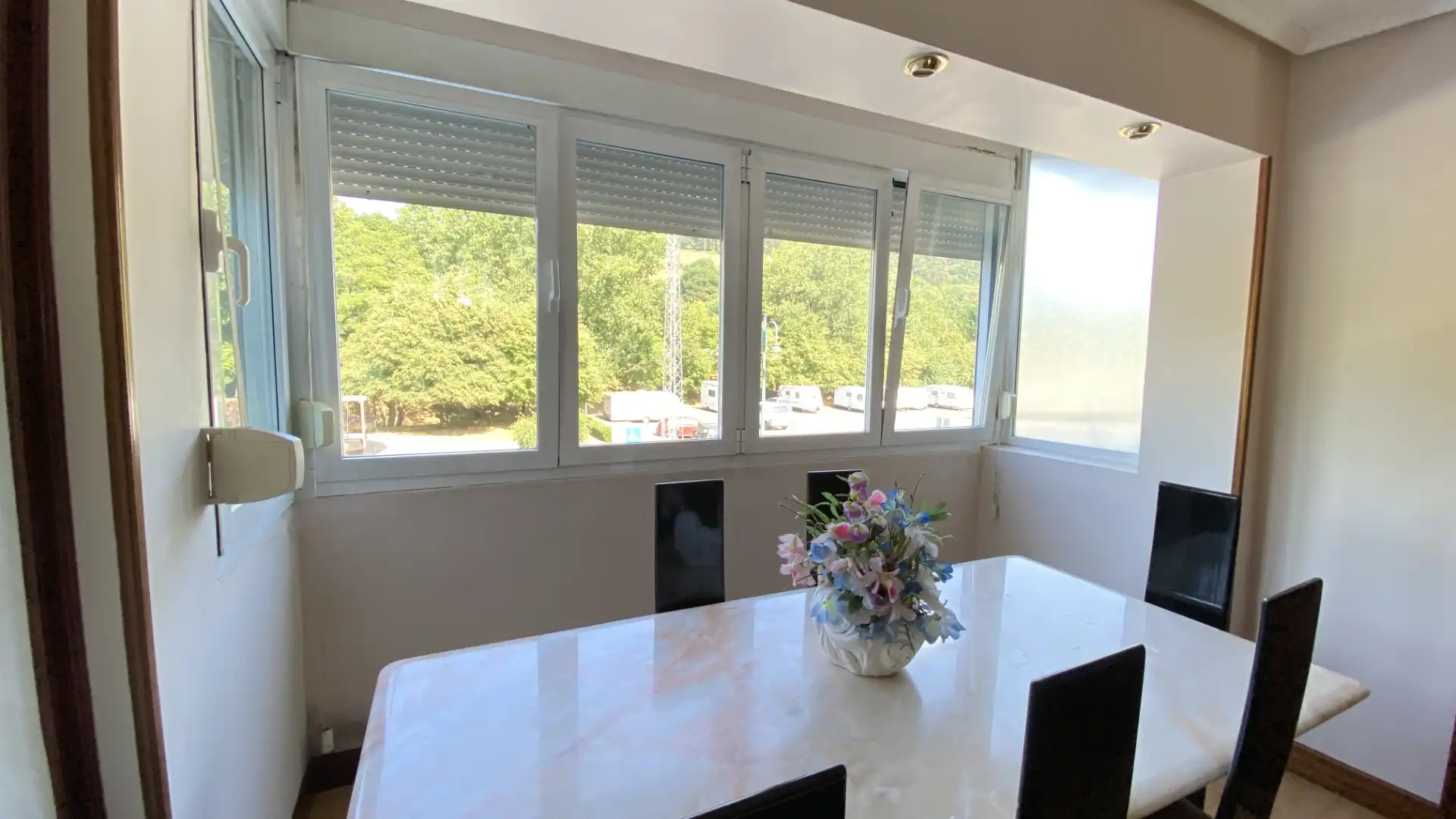 Comedor de Piso en venta en Gernika-Lumo con Calefacción, Terraza y Amueblado