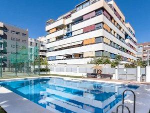 Exterior view of Flat for sale in  Granada Capital  with Air Conditioner, Heating and Parquet flooring