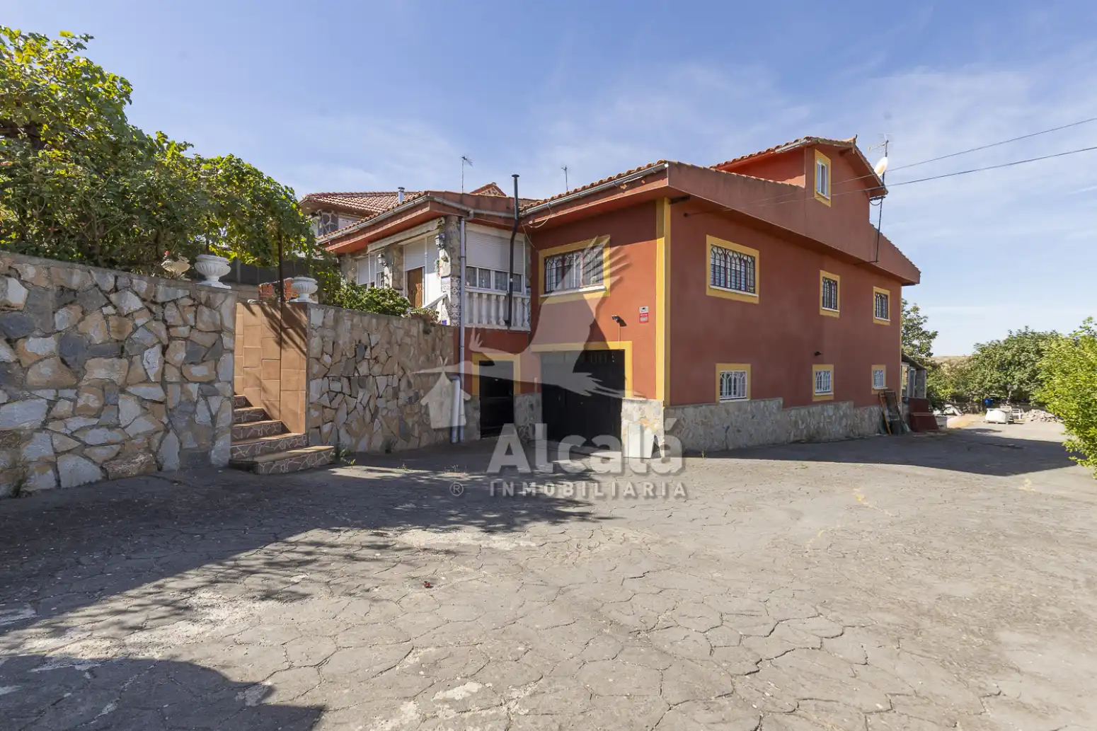 Casa con piscina en venta en Valdeavero, imagen 3
