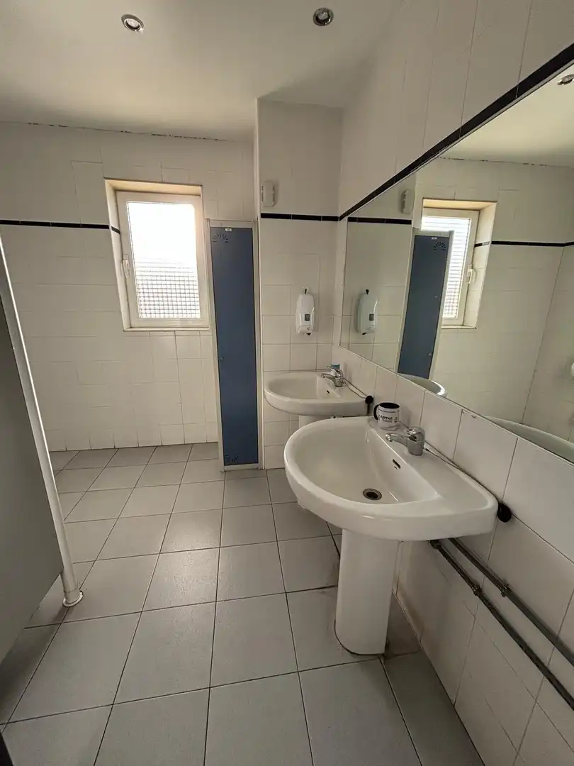 Baño de Nave industrial en venta en Valladolid
