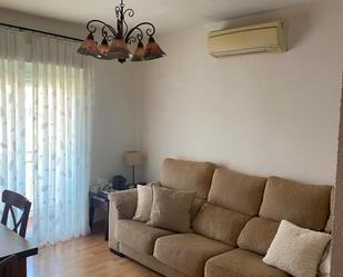 Sala d'estar de Pis en venda en Fuenlabrada amb Aire condicionat, Terrassa i Balcó