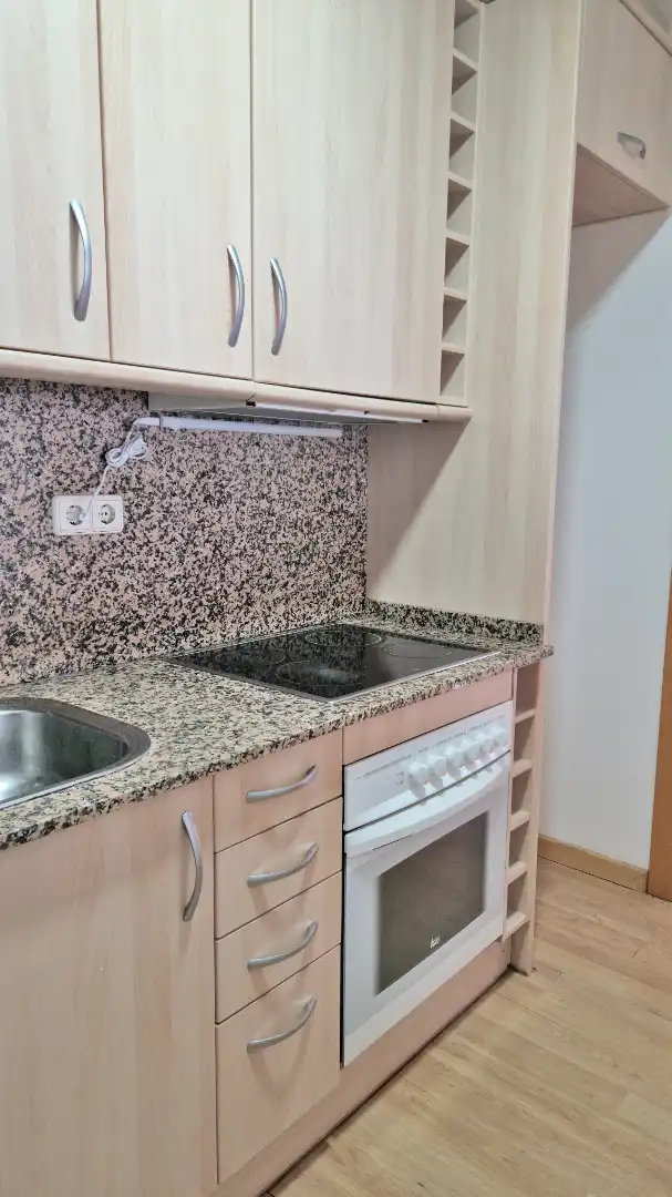 Kitchen of Flat for rent in Rosselló  with Air Conditioner, Heating and Parquet flooring