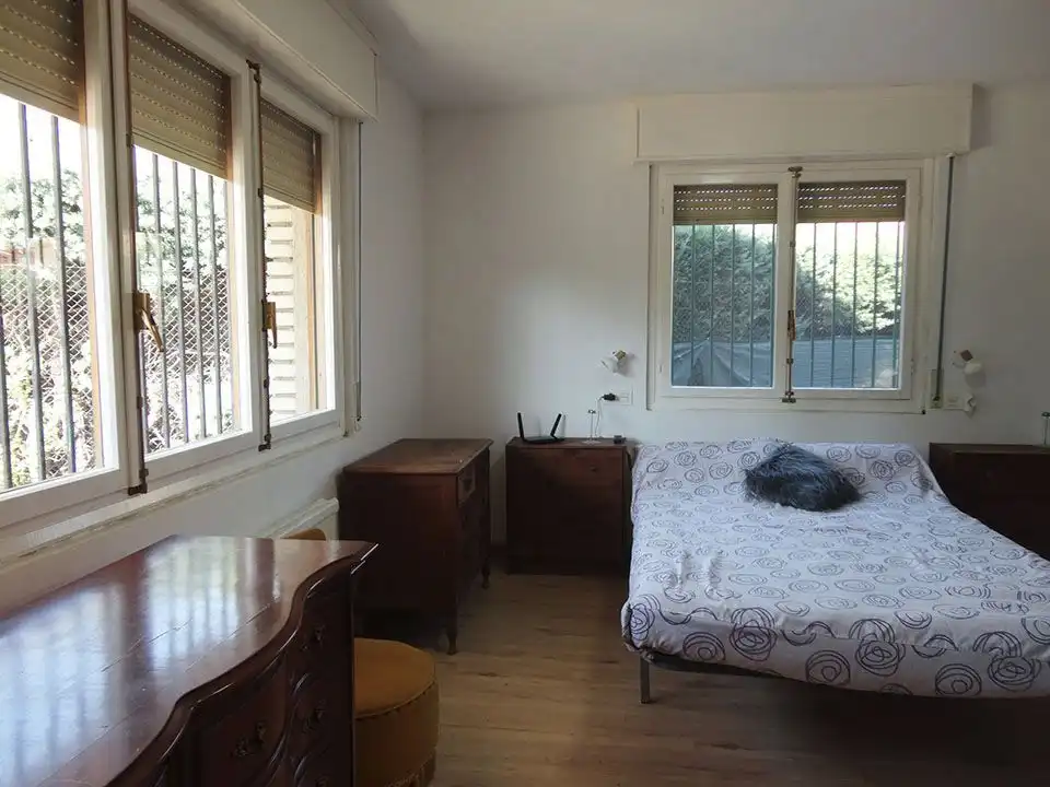 Habitación de Casa o chalet en venta en Salas de los Infantes con Calefacción y Jardín privado
