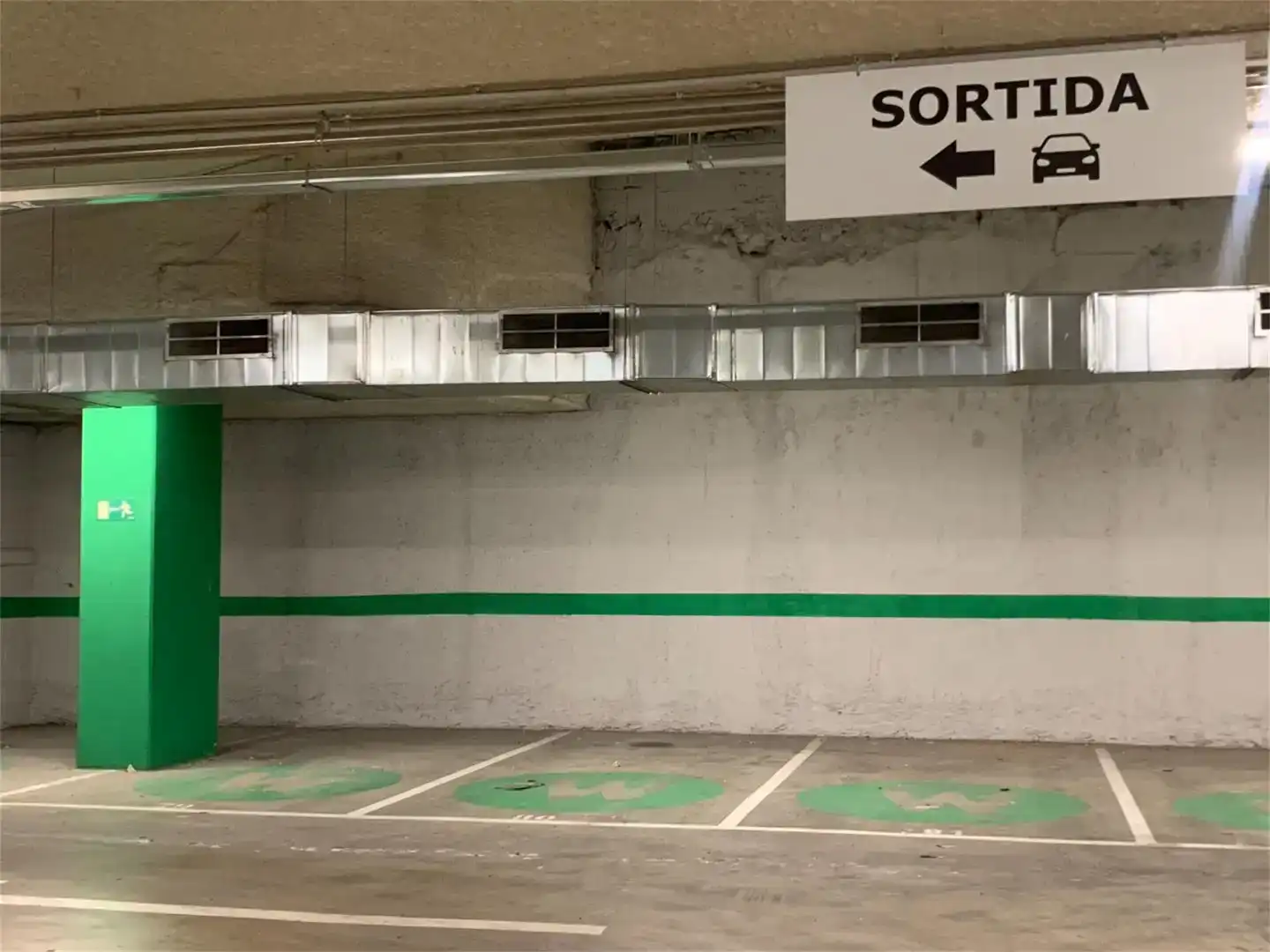 Parkplatz von Garage zur Miete in Barcelona