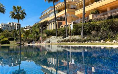 Piscina de Àtic en venda en Marbella amb Aire condicionat, Calefacció i Terrassa