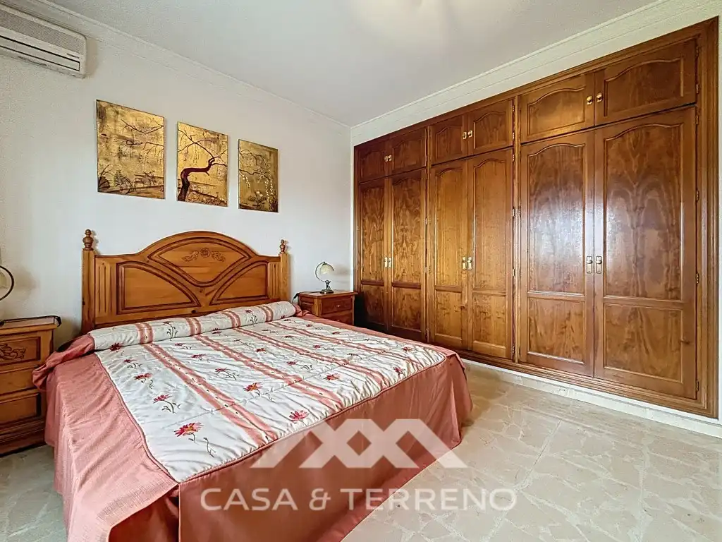 Habitación de Casa o chalet en venta en Vélez-Málaga con Aire acondicionado, Jardín privado y Terraza