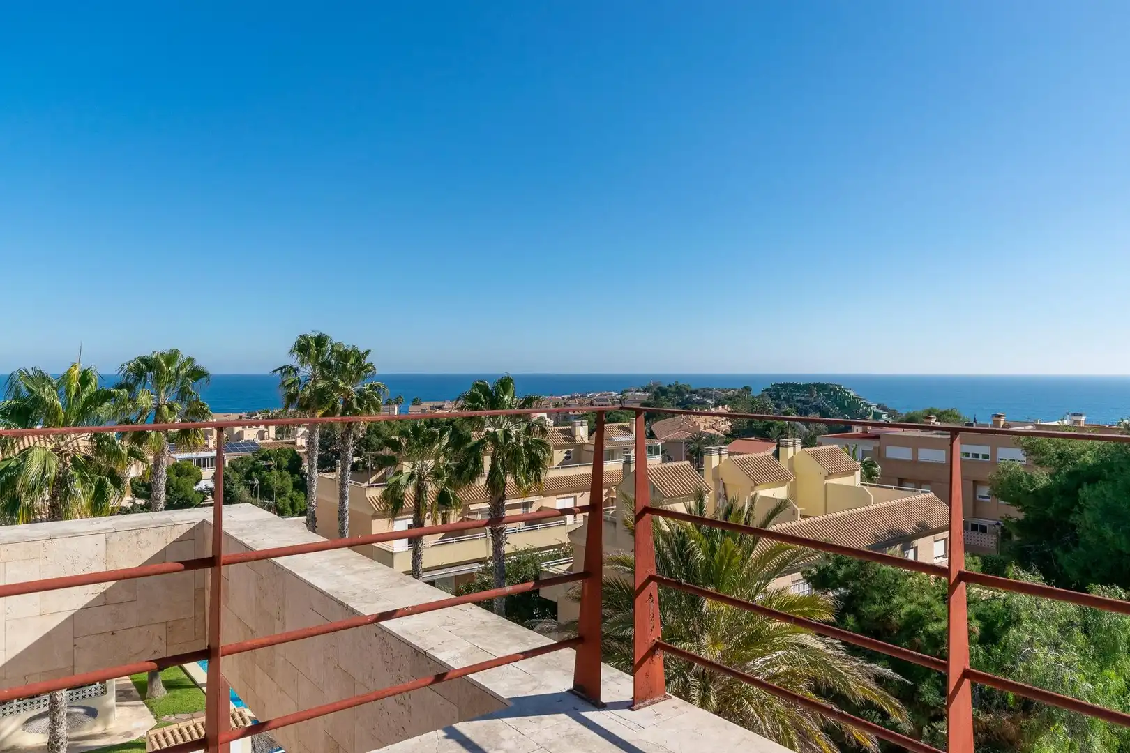Terraza de Casa o chalet en venta en Alicante / Alacant con Aire acondicionado, Calefacción y Jardín privado
