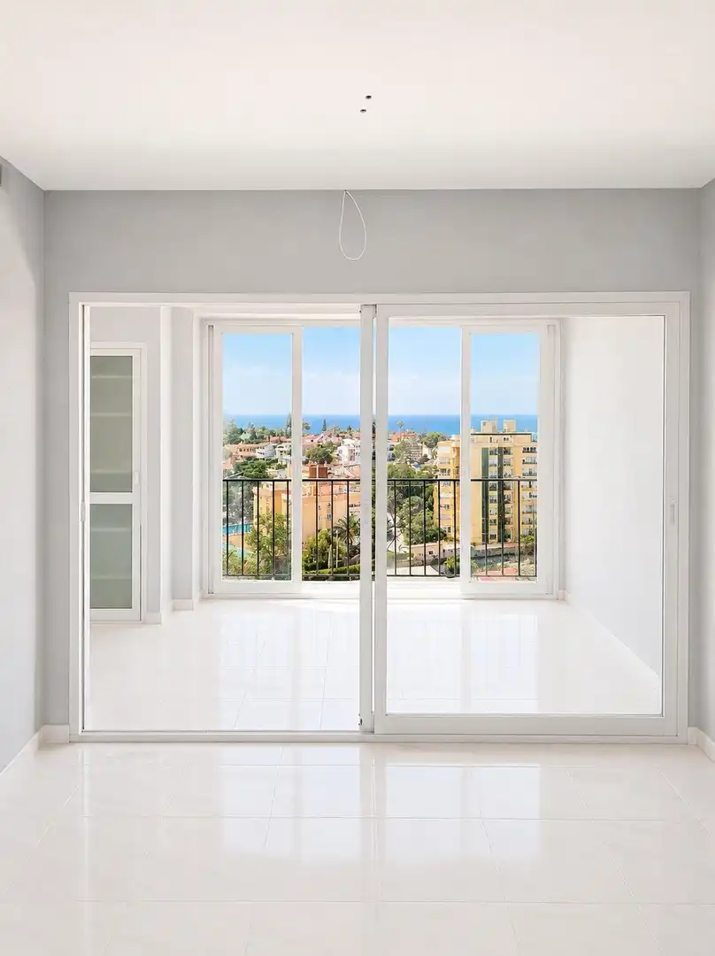 Habitación de Piso en venta en Málaga con Terraza y Balcón
