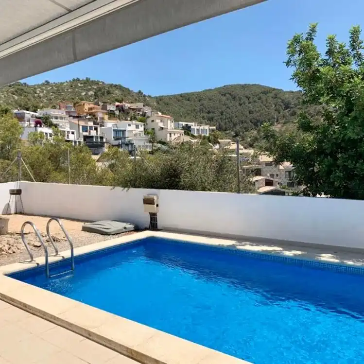 Schwimmbecken von Haus oder Chalet zur Miete in Sitges mit Klimaanlage, Heizung und Privatgarten