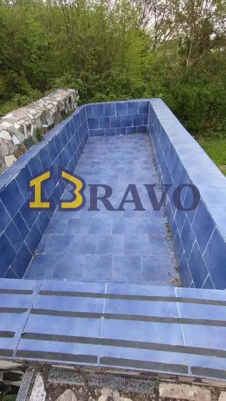 Piscina de Casa o chalet en venta en Merindad de Cuesta-Urria con Jardín privado, Piscina y Amueblado