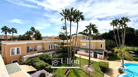 Foto 2 de Casa adosada en venta en Avenida del Pintor Pérez Gil, Alicante Golf, Alicante / Alacant