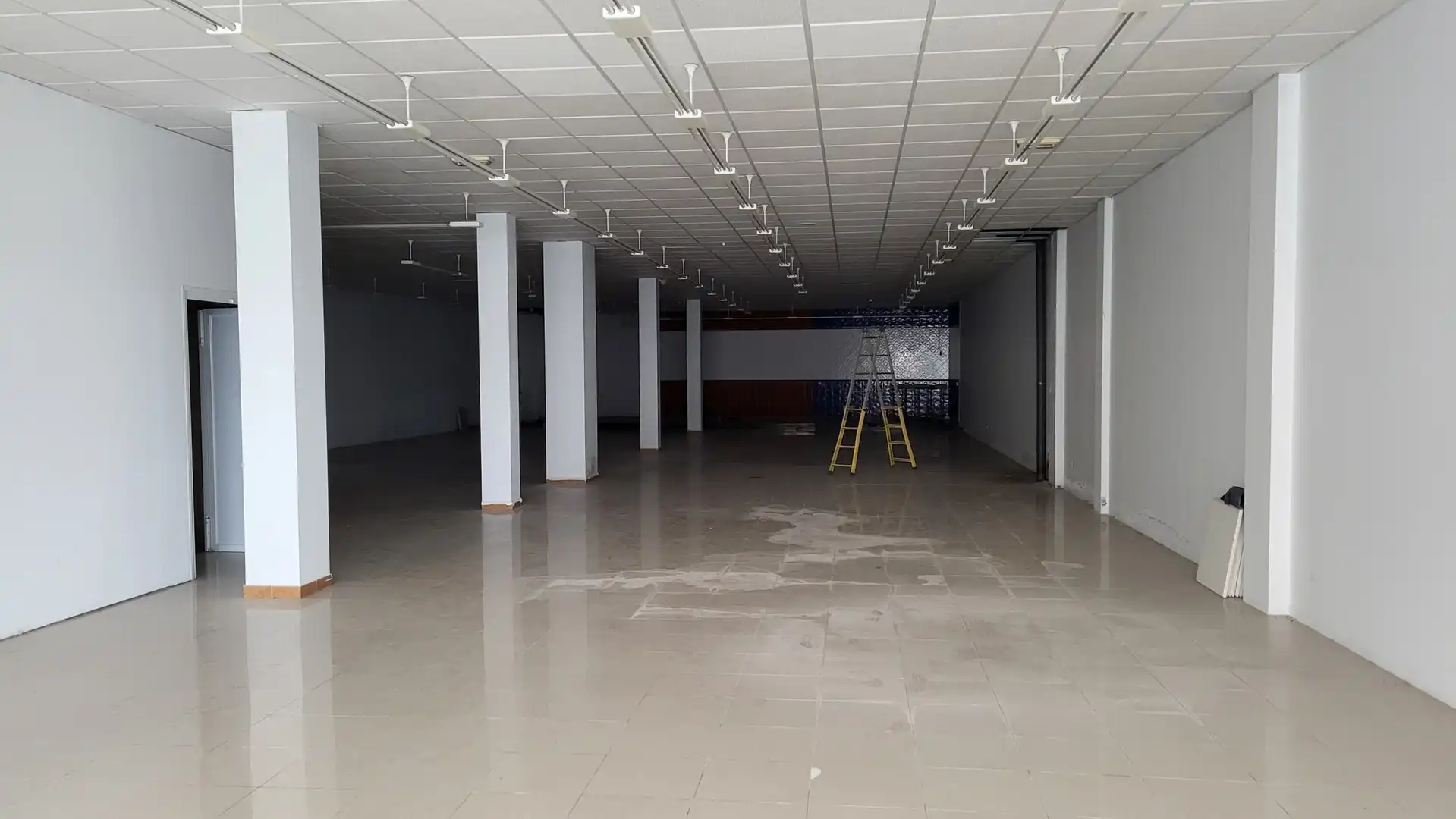 Local comercial en venda a Avenida Terra Chá, 27260 Castro de Rei, Lugo, España, imagen 3