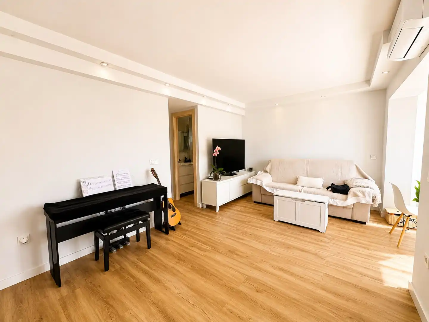 Wohnzimmer von Wohnungen zum Verkauf in Marbella mit Klimaanlage, Parkett und Möbliert
