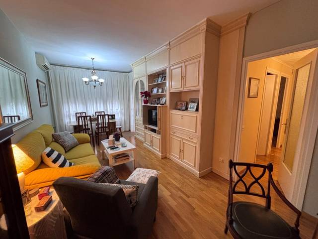 Piso en Venta en El Guinardó