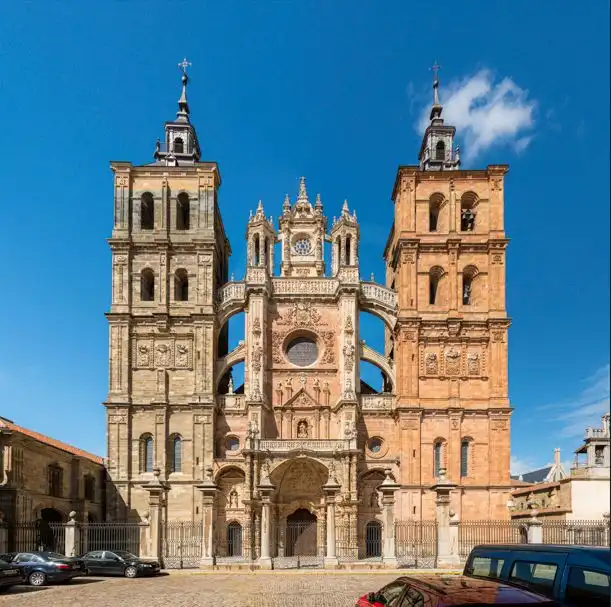 Vista exterior de Dúplex en venda en Astorga amb Calefacció
