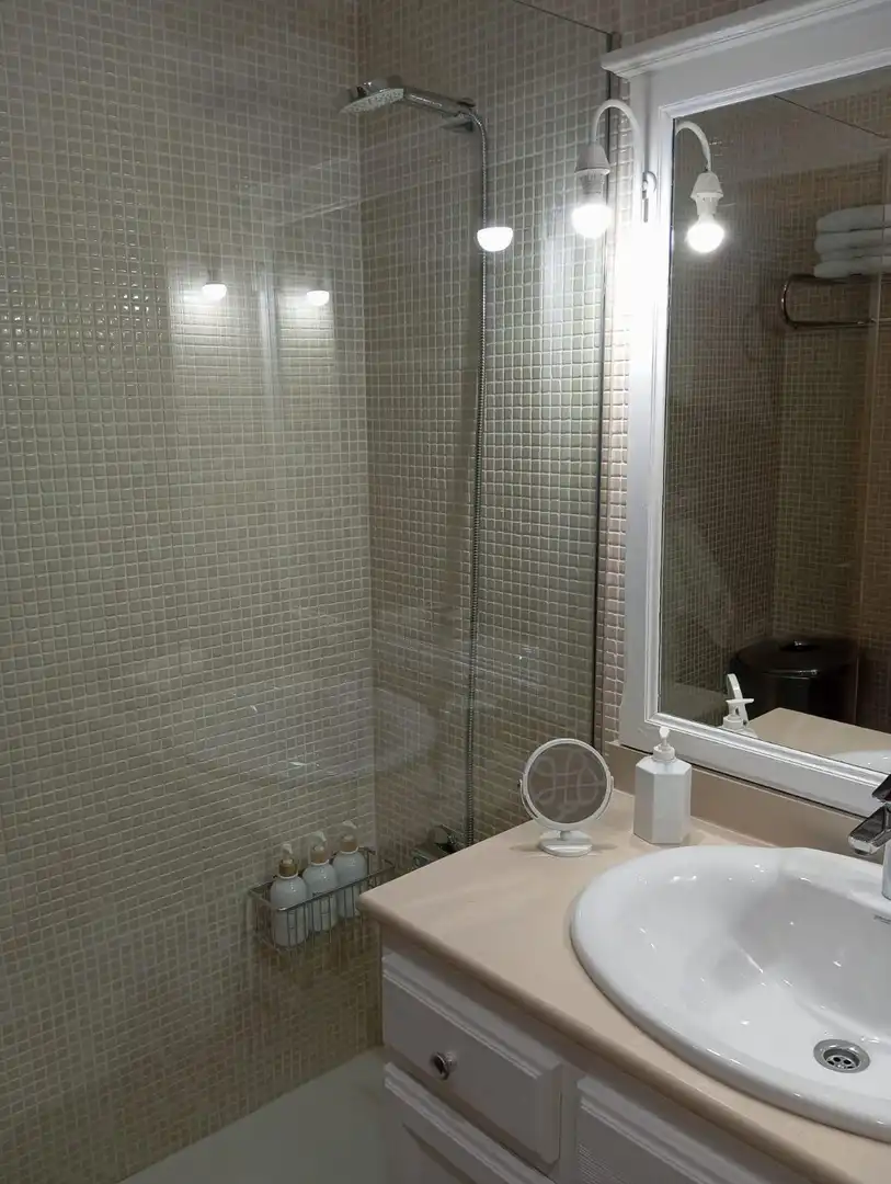 Baño de Piso en venta en Torre-Pacheco con Parquet, Trastero y Balcón