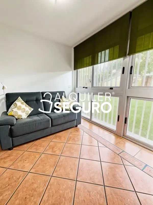 Living room of Study for rent in Benicasim / Benicàssim  with Air Conditioner, Heating and Swimming Pool