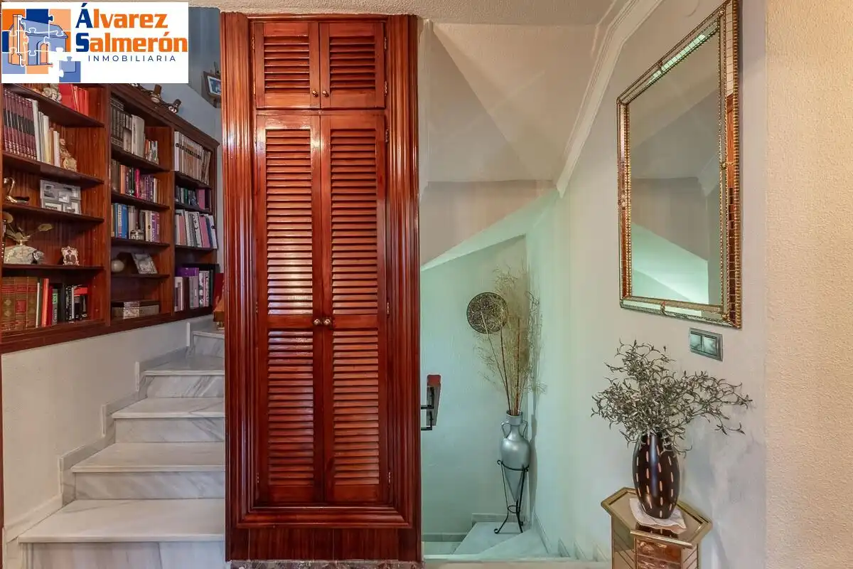 Houses for sale in Granada  with Air Conditioner, Heating and Terrace