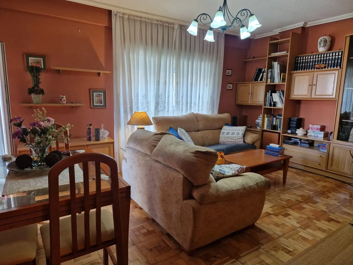Sala d'estar de Pis en venda en Torrelavega  amb Calefacció i Terrassa
