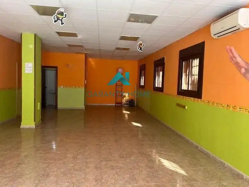 Local comercial de lloguer a Padul
