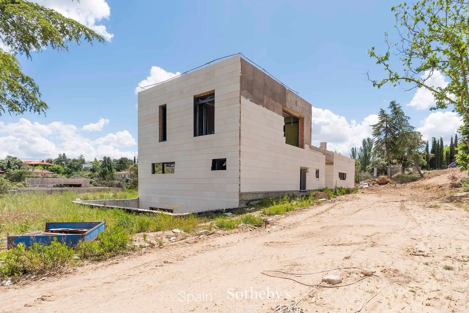 Vista exterior de Casa o xalet en venda en Colmenar Viejo amb Aire condicionat, Jardí privat i Terrassa