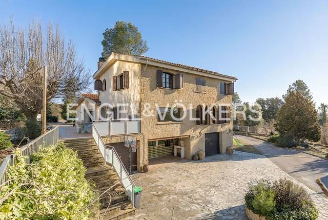 Casa-chalet en Venta en Sant Salvador de Guardiola