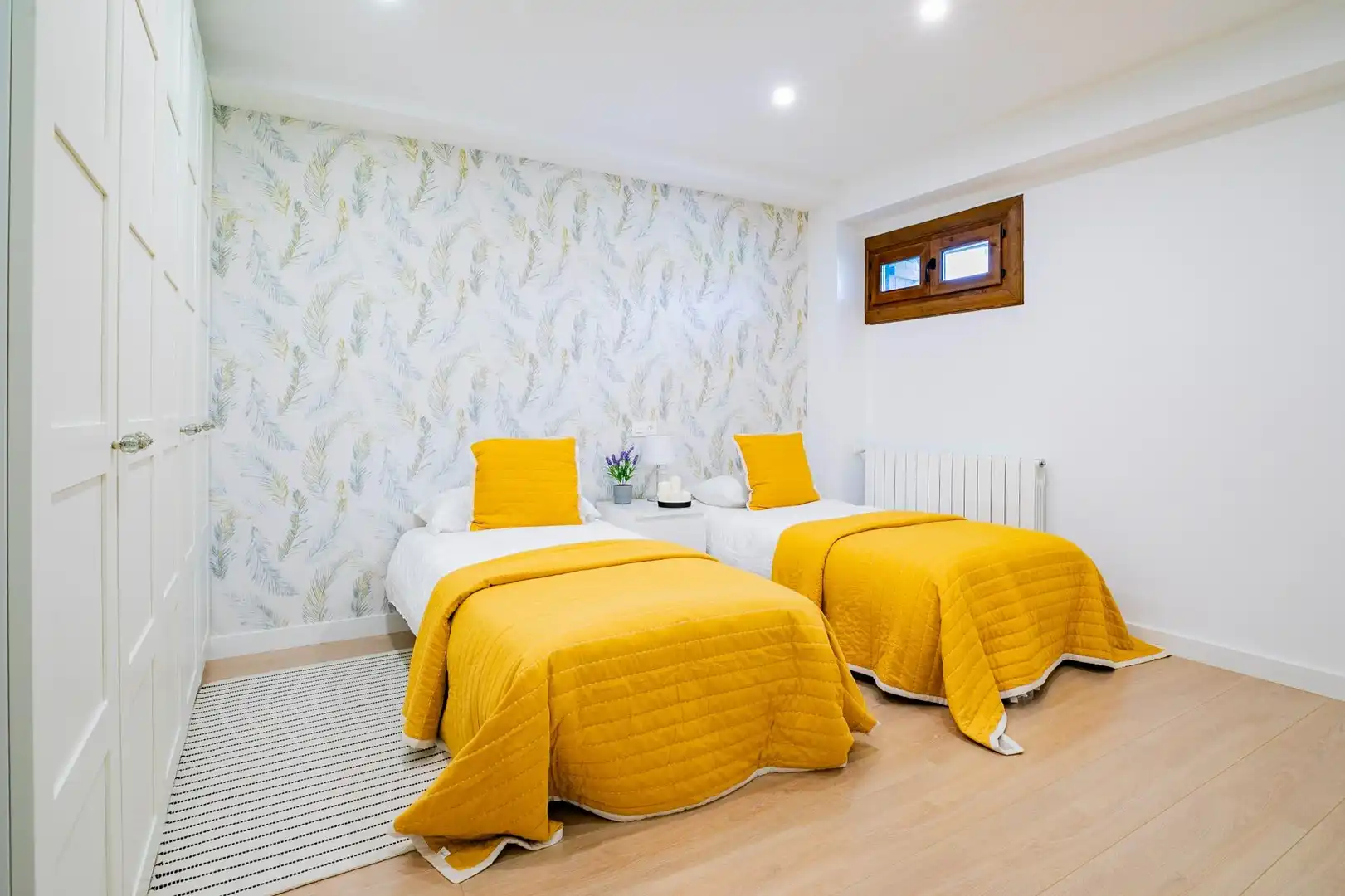 Dormitori de Casa o xalet en venda en Sabiñánigo amb Calefacció, Jardí privat i Terrassa