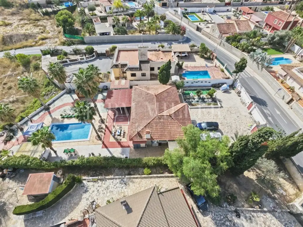 Exterior view of Houses for sale in La Huerta  
