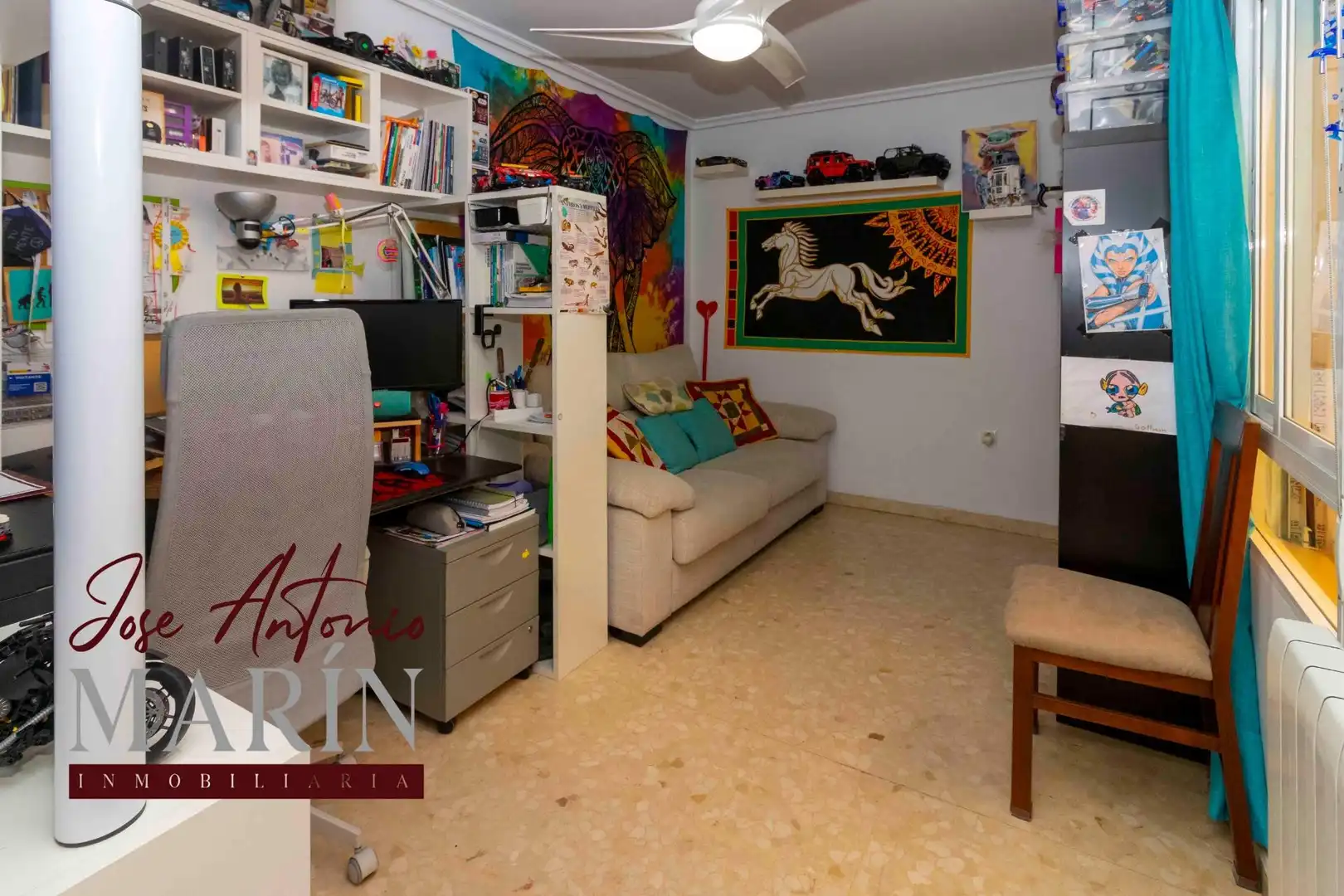 Habitación de Casa adosada en venta en Badajoz con Aire acondicionado, Calefacción y Trastero