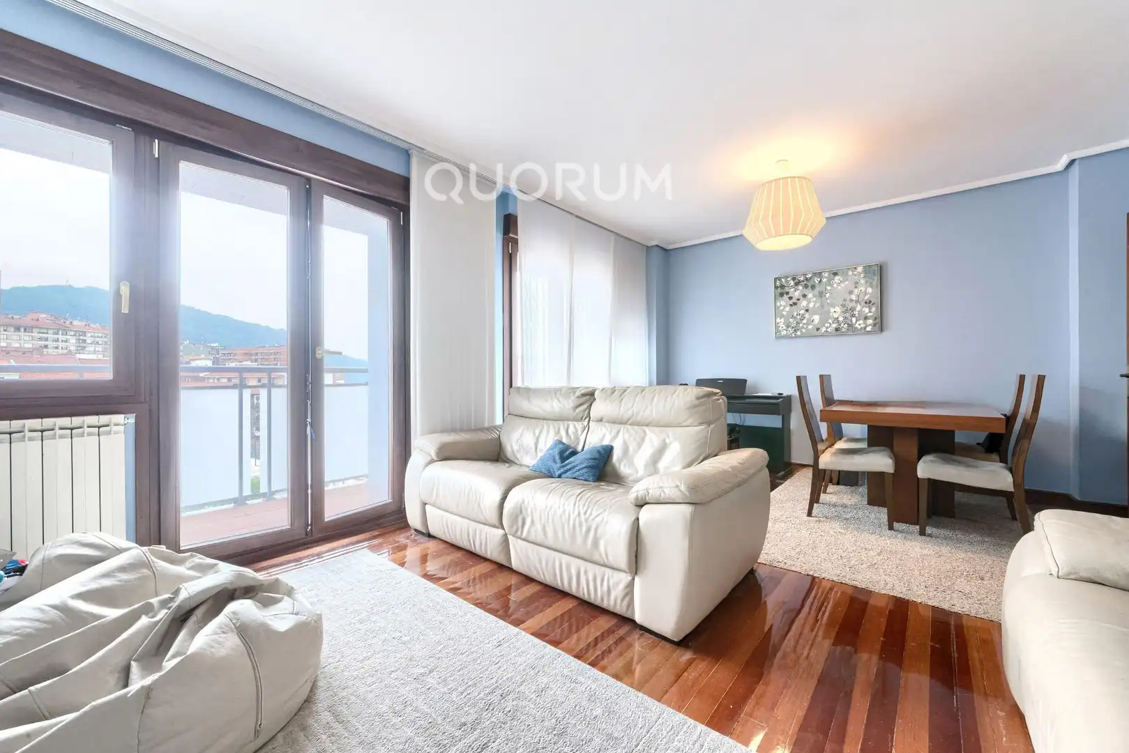 Sala de estar de Piso en venta en Basauri  con Calefacción, Terraza y Balcón