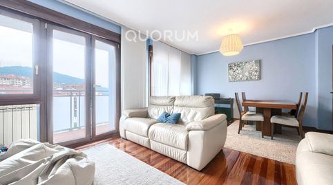 Foto 4 de Piso en venta en Centro - Ariz - Uribarri, Basauri