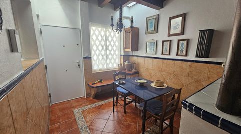 Foto 4 de Casa adosada de alquiler en Los Barrios, Cádiz