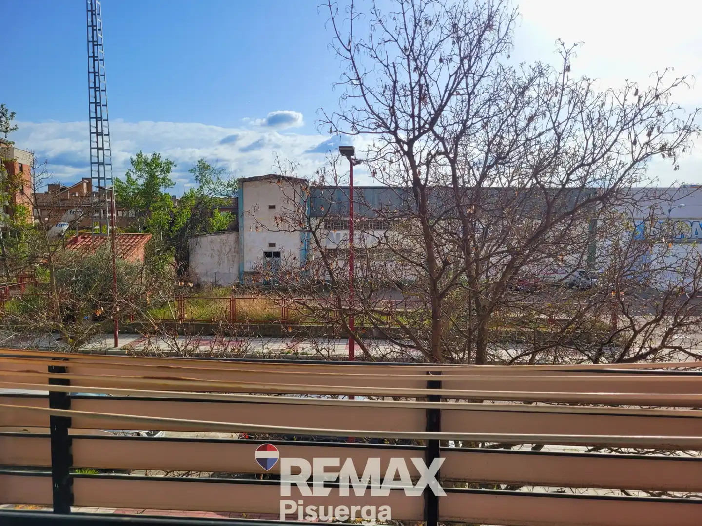 Vista exterior de Pis en venda en Valladolid amb Calefacció i Traster