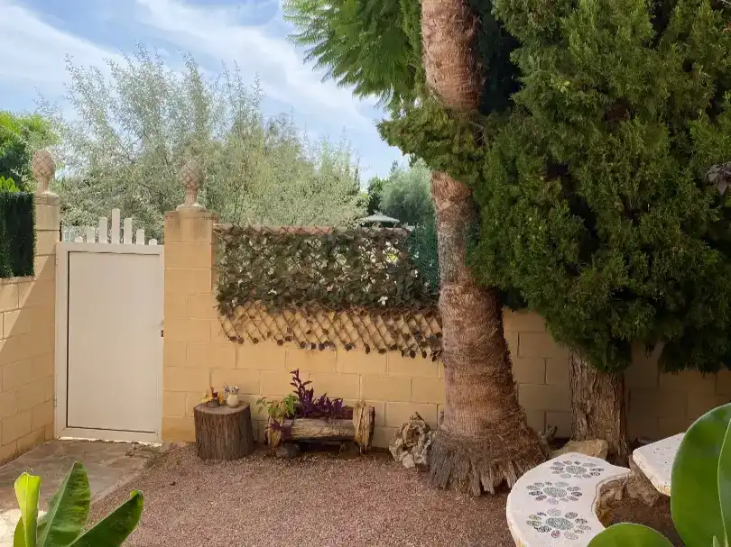 Garden of Flat for sale in Pueblo Español - Coveta Fumá