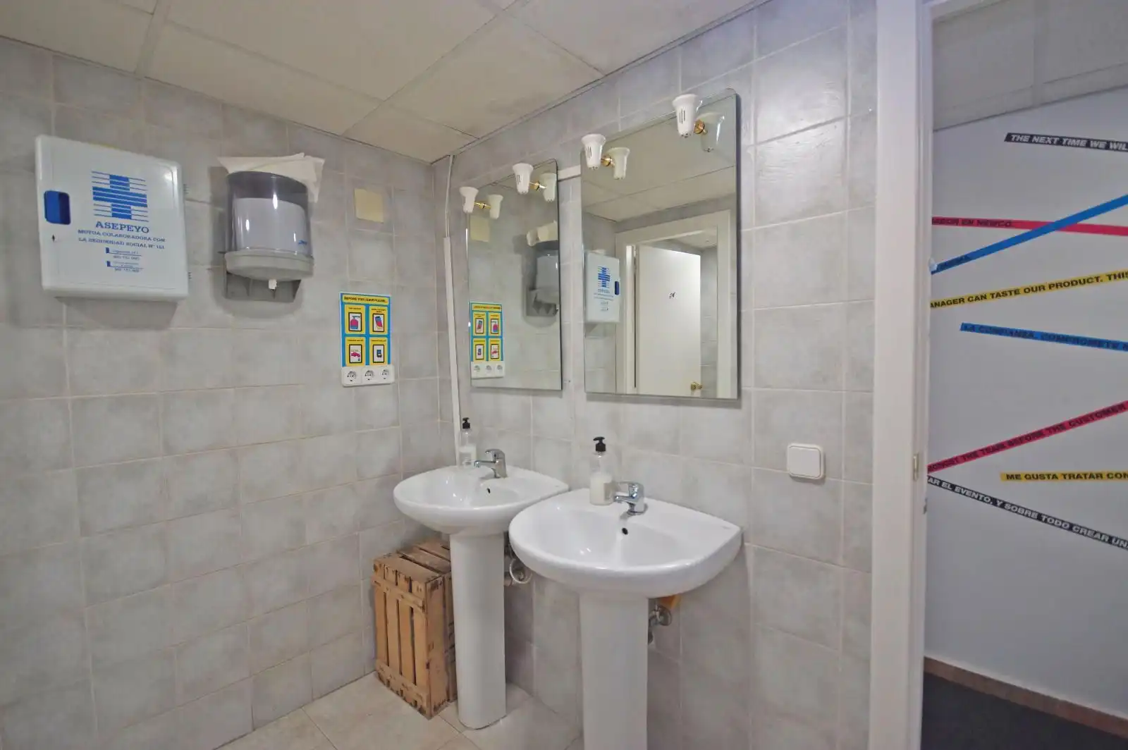 Business premises for sale in Calle Pallars 73, imagen 31
