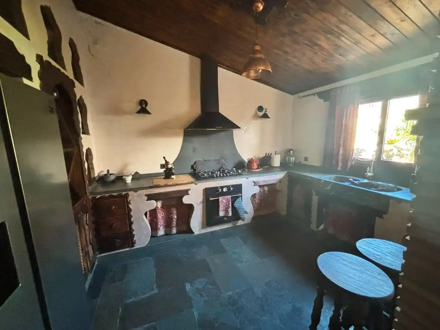 Cuina de Casa adosada en venda en Olivenza amb Aire condicionat