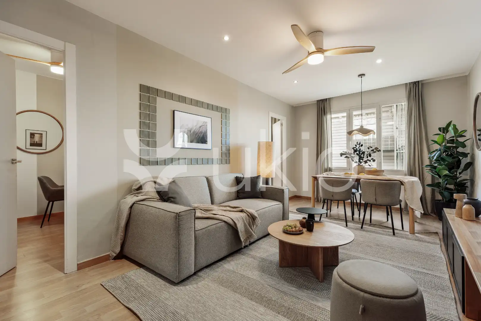 Living room of Apartments for rent in Barcelona  with Heating, Furnished and Oven