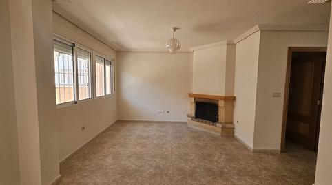 Foto 5 de Casa adosada en venda a Calle Cofrentes, 9, Los Arenales del Sol, Alicante