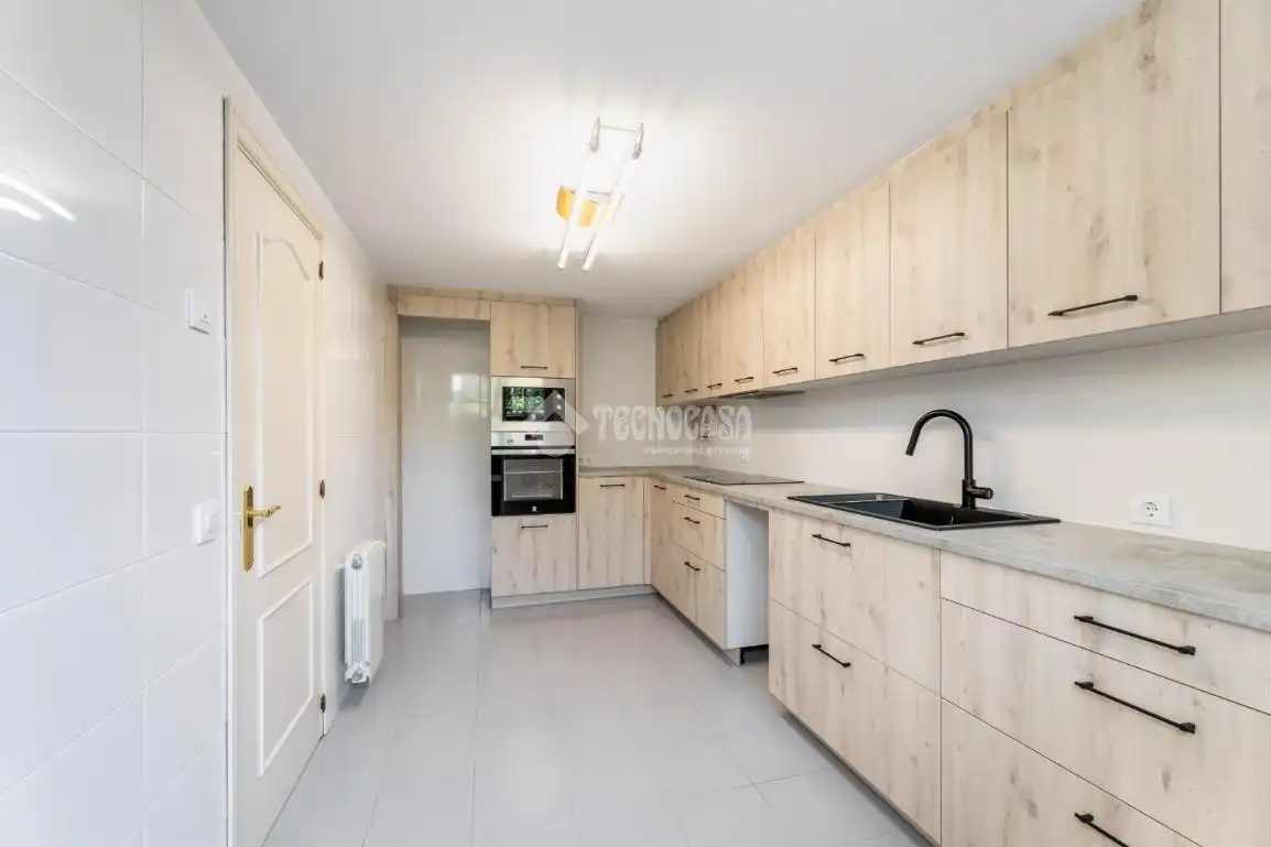 Kitchen of Detached homes for sale in Majadahonda  with Heating and Terrace