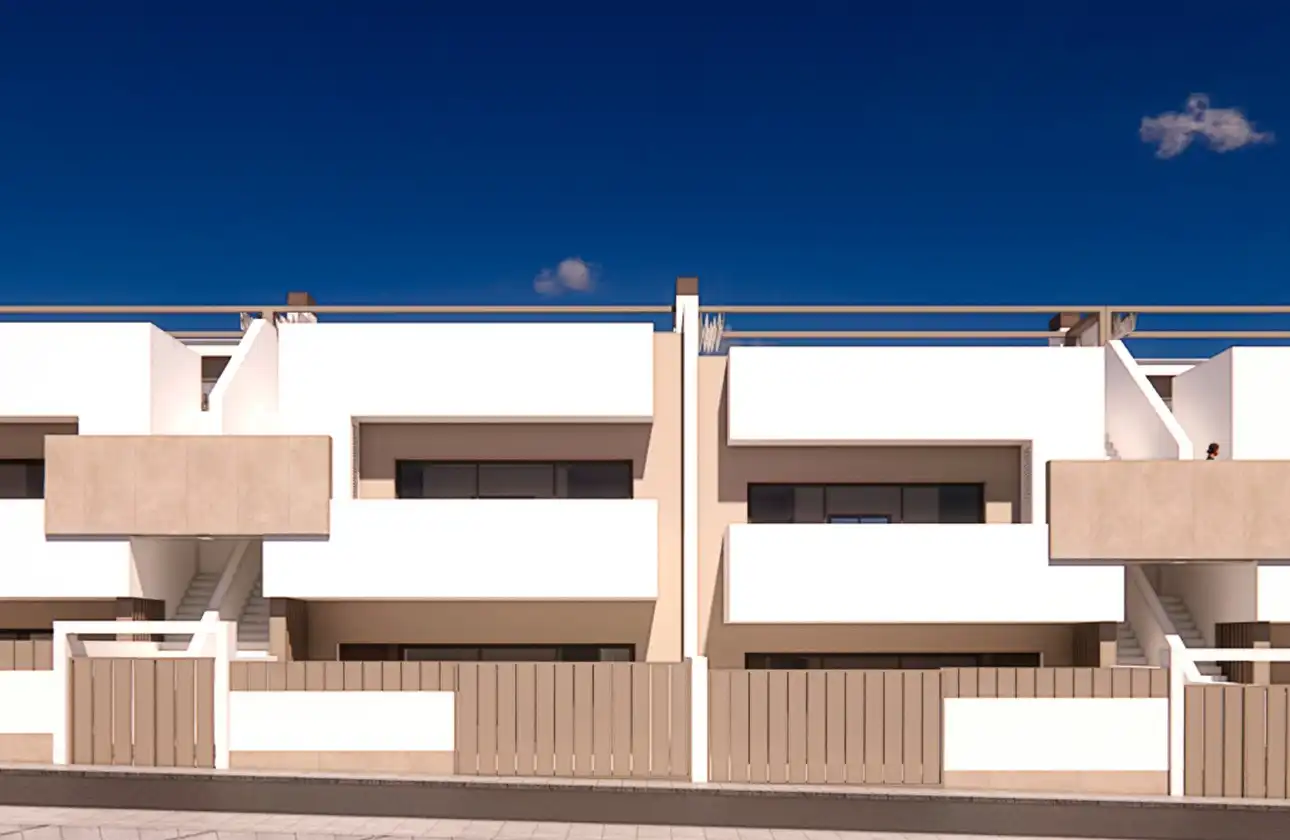 Vista exterior de Planta baixa en venda en Pilar de la Horadada amb Aire condicionat, Calefacció i Terrassa