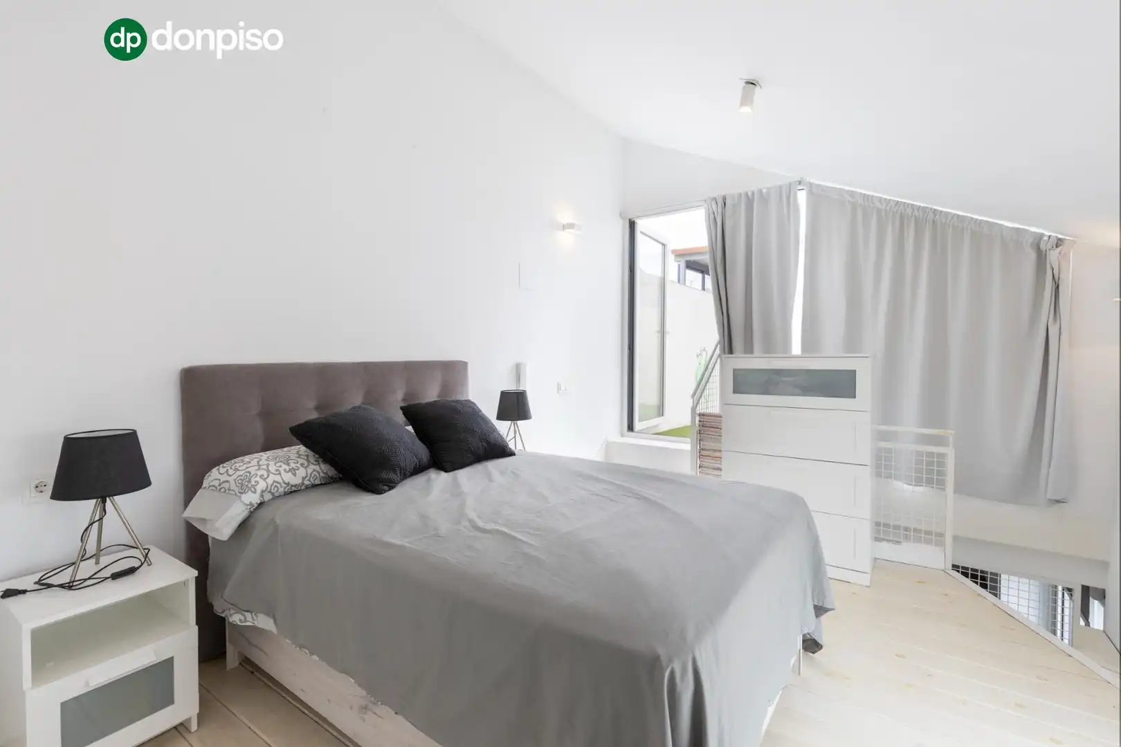 Habitación de Casa o chalet en venta en Granada con Calefacción, Terraza y Trastero