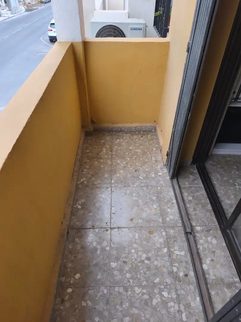 Casa adosada en venda en Almería amb Aire condicionat, Terrassa i Moblat