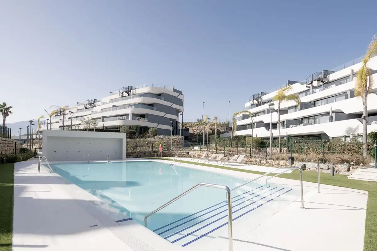 Penthouse with pool for sale in Selwo, imagen 22