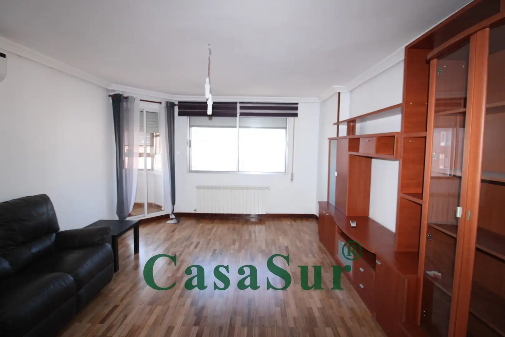 Dormitori de Pis en venda en Valladolid amb Calefacció, Parquet i Terrassa