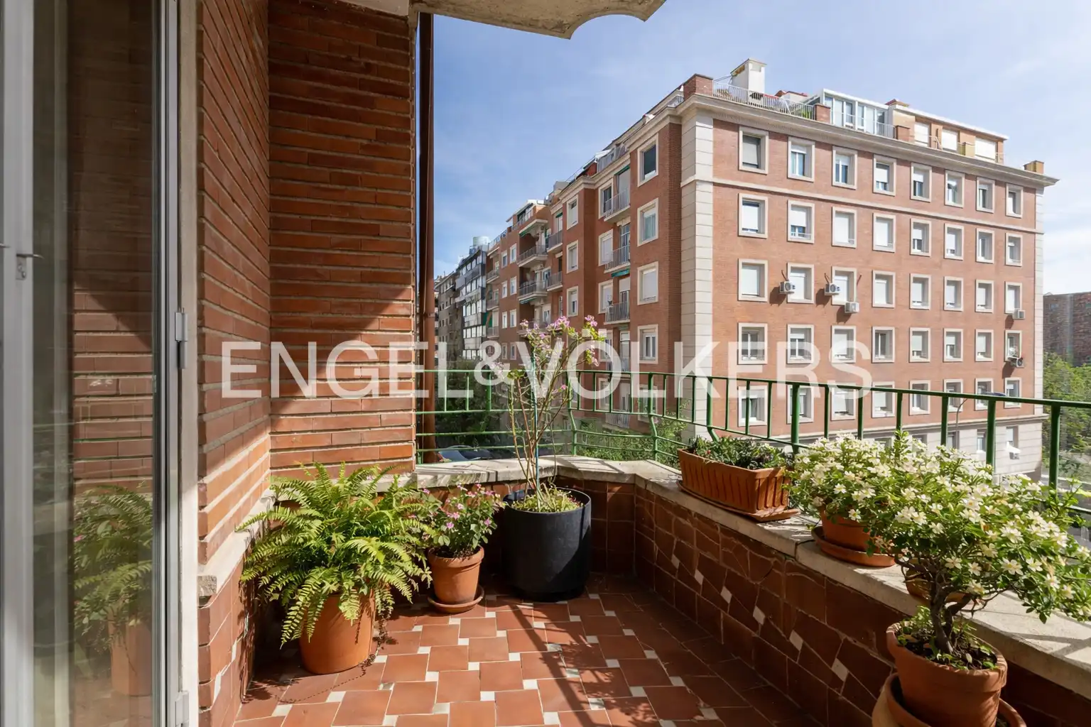 Terrace of Flat for sale in Madrid  with Air Conditioner, Heating and Parquet flooring