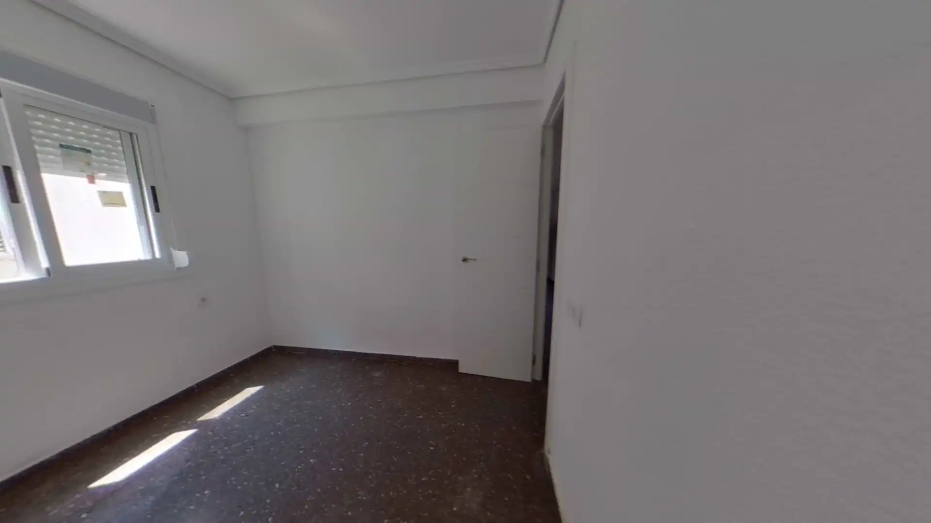Flat for sale in Valencia  with Balcony