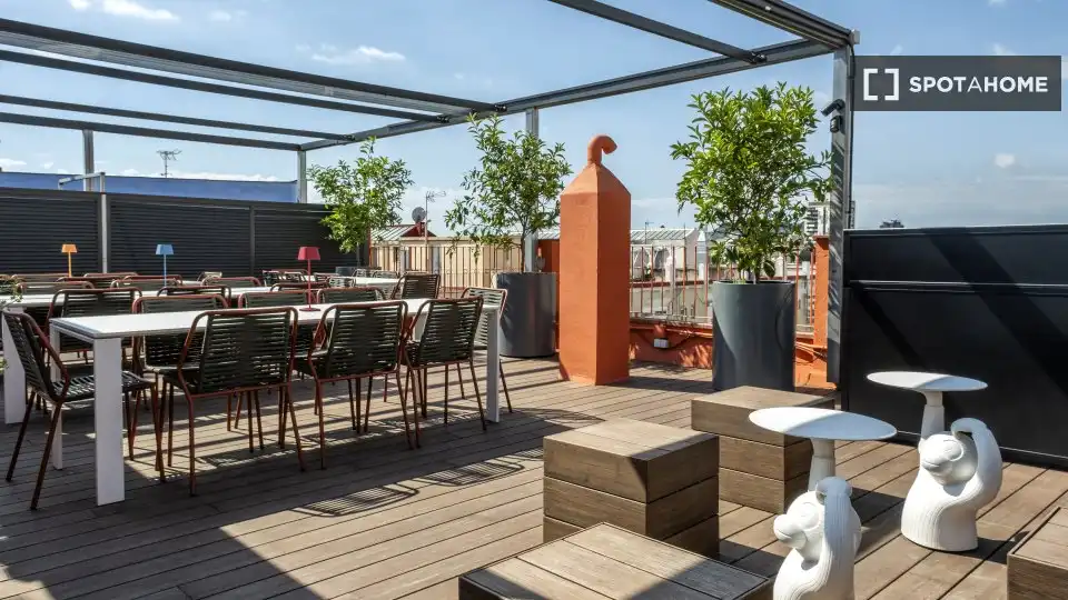 Piso con terraza en alquiler en Eixample, imagen 11