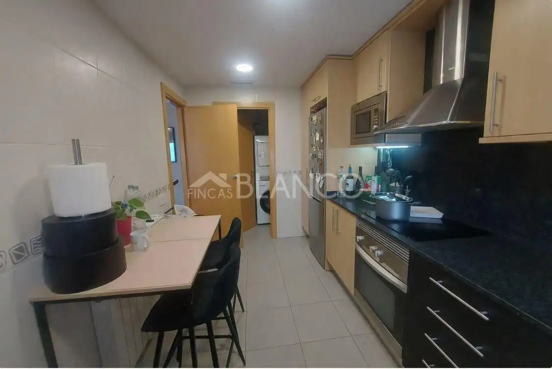 Piso en venta en Abrera
