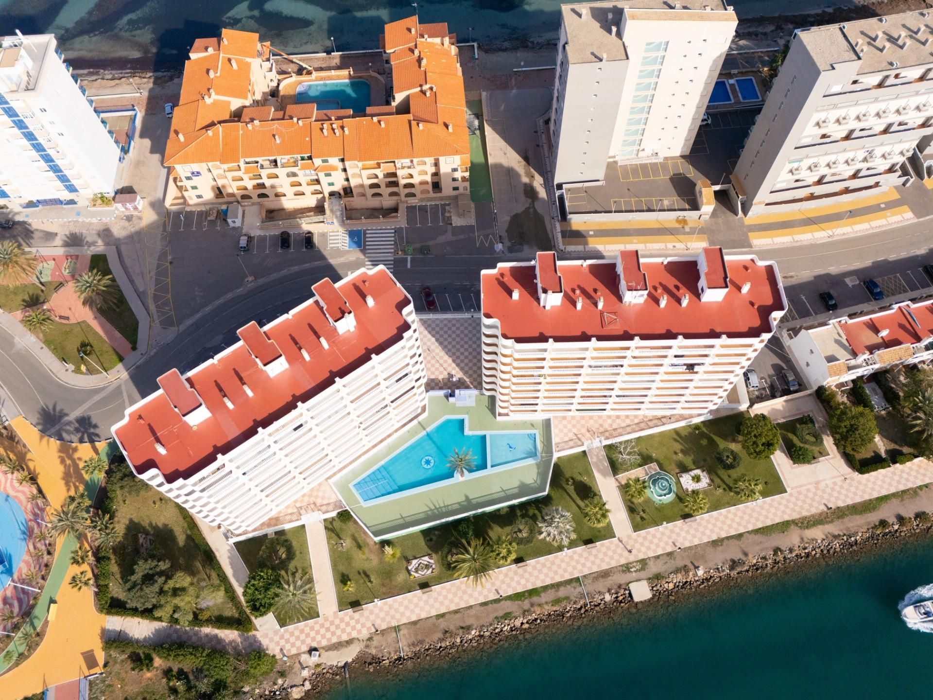 Exterior view of Flat for sale in La Manga del Mar Menor  with Furnished, Balcony and Community pool